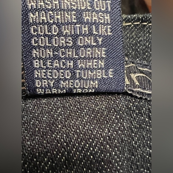 Baccini Denim Jacket with Metal Accents Women’s Size Medium - Picture 5 of 11